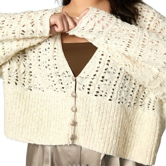Anthropologie Bestie Cardigan Sweater in Ivory Size Medium NWOT - Picture 1 of 16